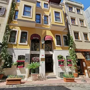 3* Hotel Ottopera